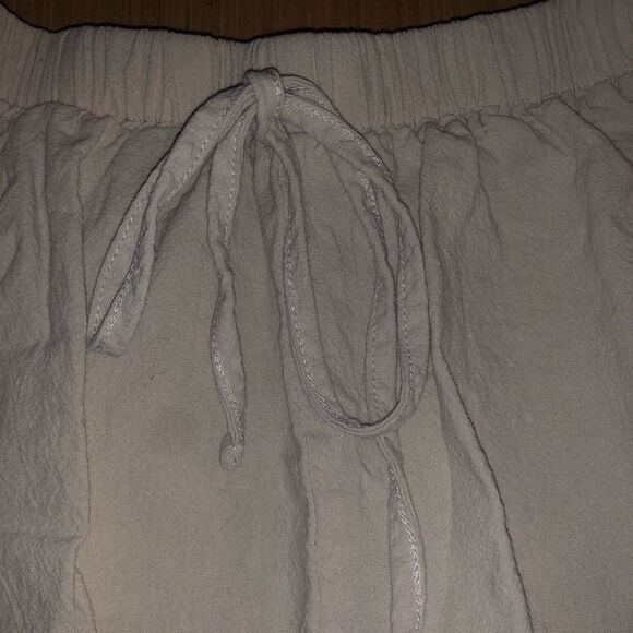 Tan Ruffle Hem Shorts - Picture 3 of 6